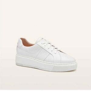 Frankie4 Riley White Tumbled Sneakers size 8.5 EUC